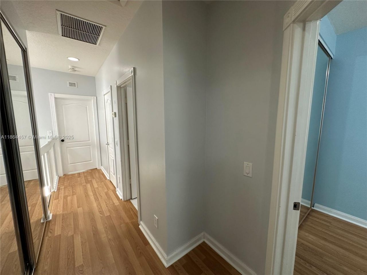 197 E Santa Barbara Way, Palm Beach Gardens, FL 33410 Photo