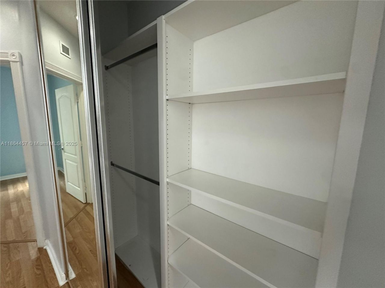 197 E Santa Barbara Way, Palm Beach Gardens, FL 33410 Photo