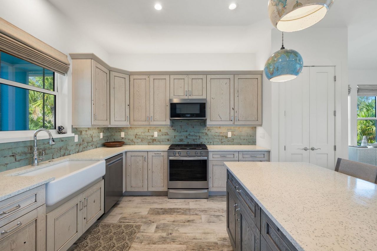 5750 Sanibel Captiva Rd, Sanibel, FL 33957 Photo