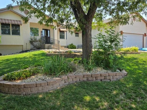 232 Alhambra Dr, Pueblo, CO 81005