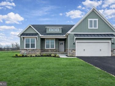 109 ONYX DRIVE, Unit 38, HANOVER, PA 17331