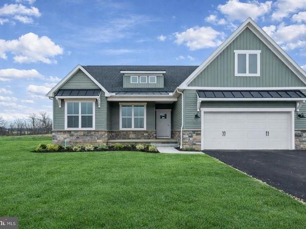 109 ONYX DRIVE, Unit 38, HANOVER, PA 17331