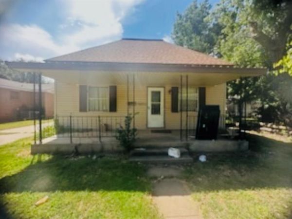 609 S Pennsylvania Avenue, Cherokee, OK 73728