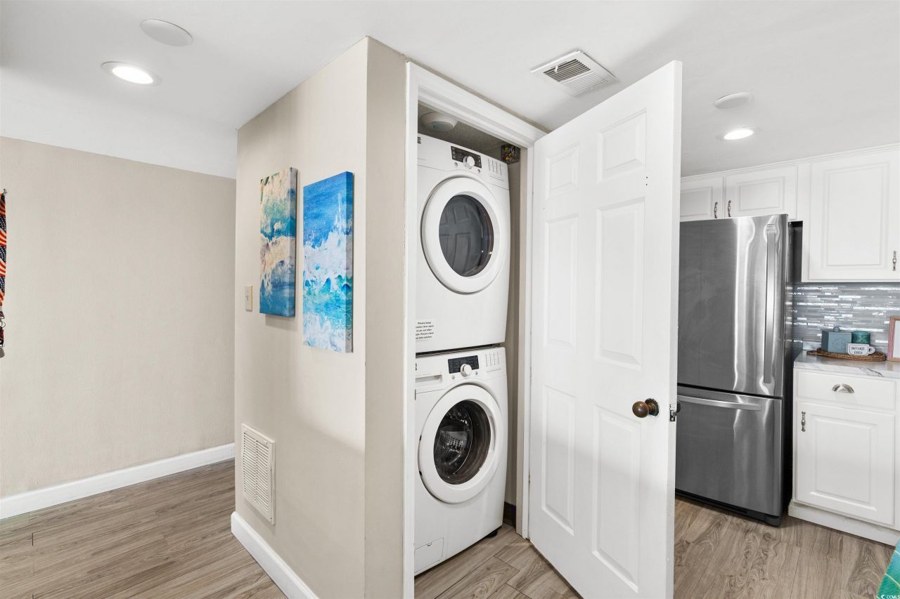 1108 N Waccamaw Dr. Photo 12