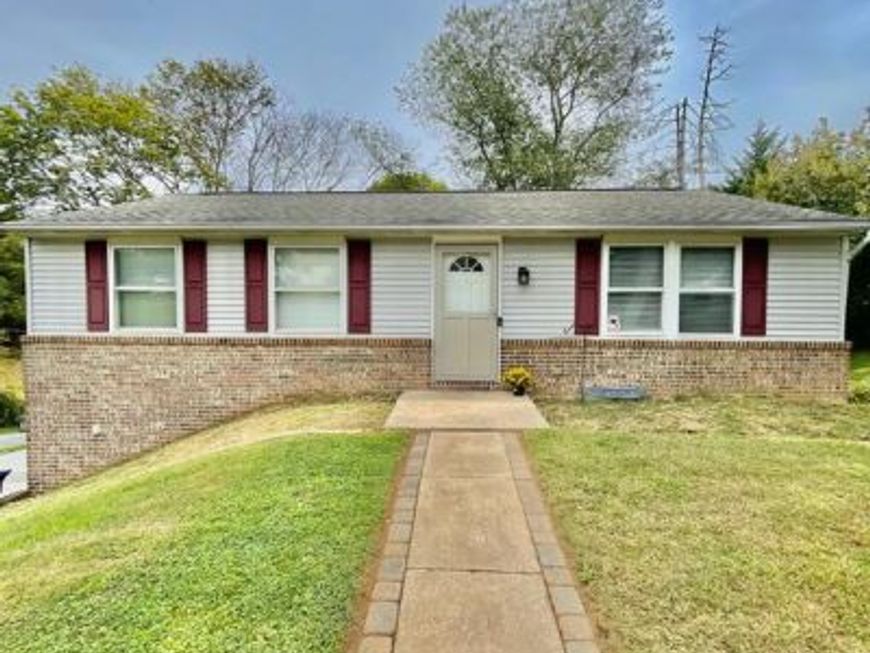 1 Valley View Road, York, PA 17403 Main Photo