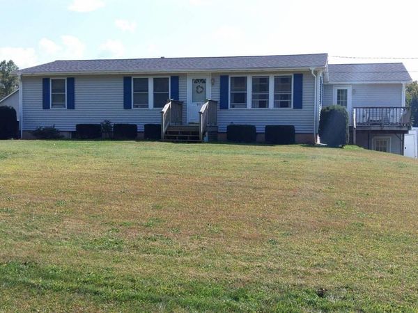 900 Pearl Street, Brandon, VT 05733