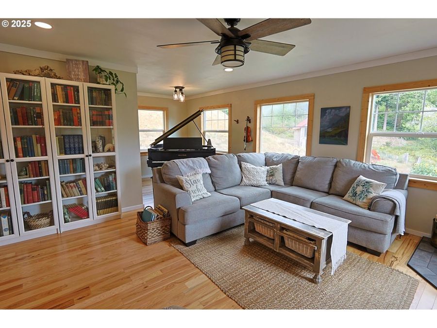 Property Image 6