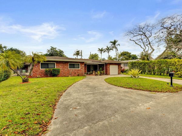 1070 NW 149th Street, Miami, FL 33168
