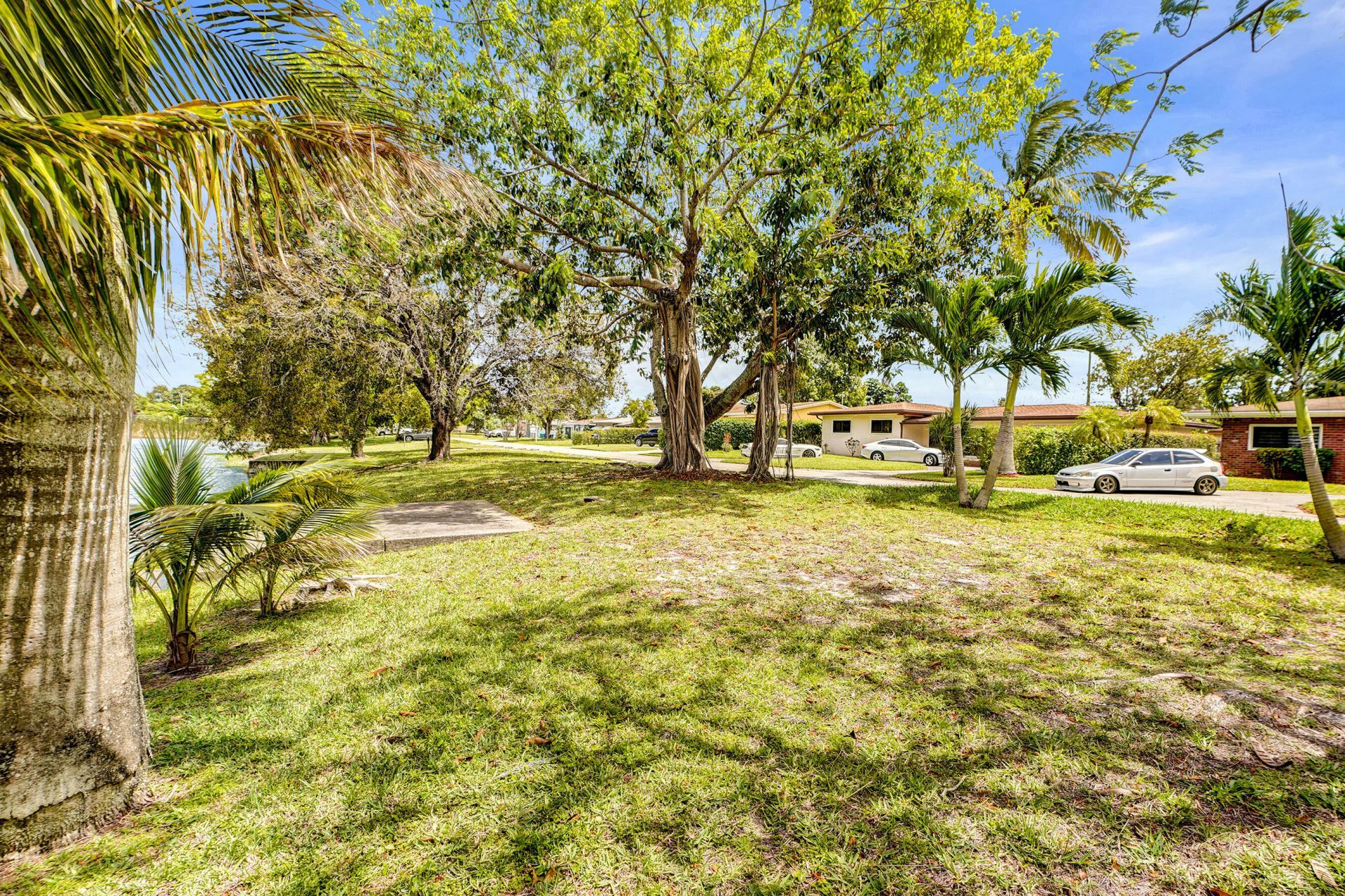 1070 NW 149th Street, Miami, FL 33168 Photo