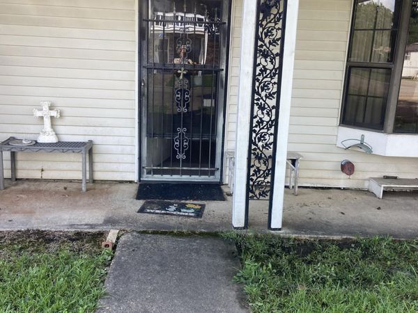 306 Thomas Jefferson Dr, Leesville, LA 71446