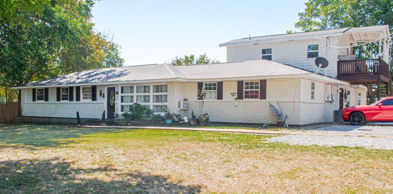 340 E Due West Ave E, Madison, TN 37115 Main Photo