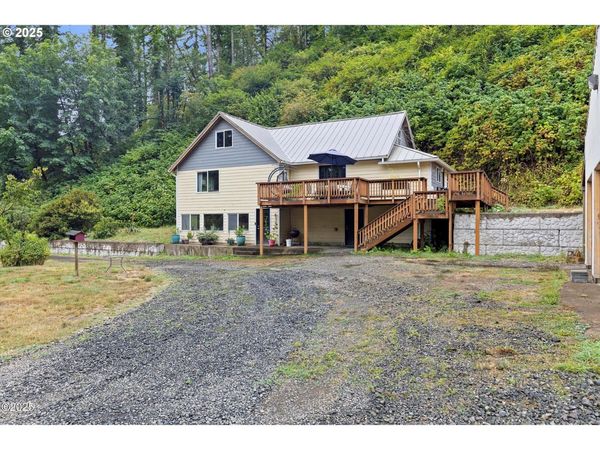 1140 HIDDEN VALLEY RD, Toledo, OR 97391