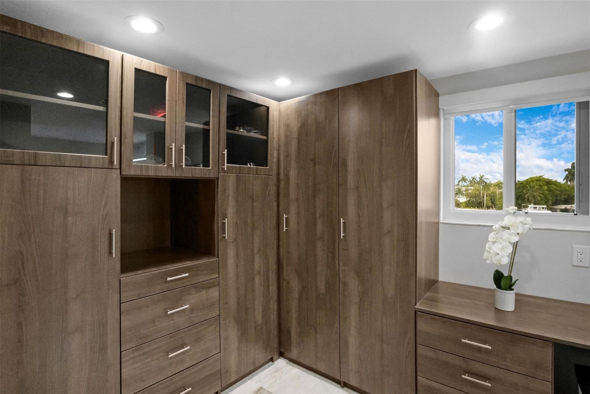 333 Sunset Drive, Unit 208, Fort Lauderdale, FL 33301 Photo