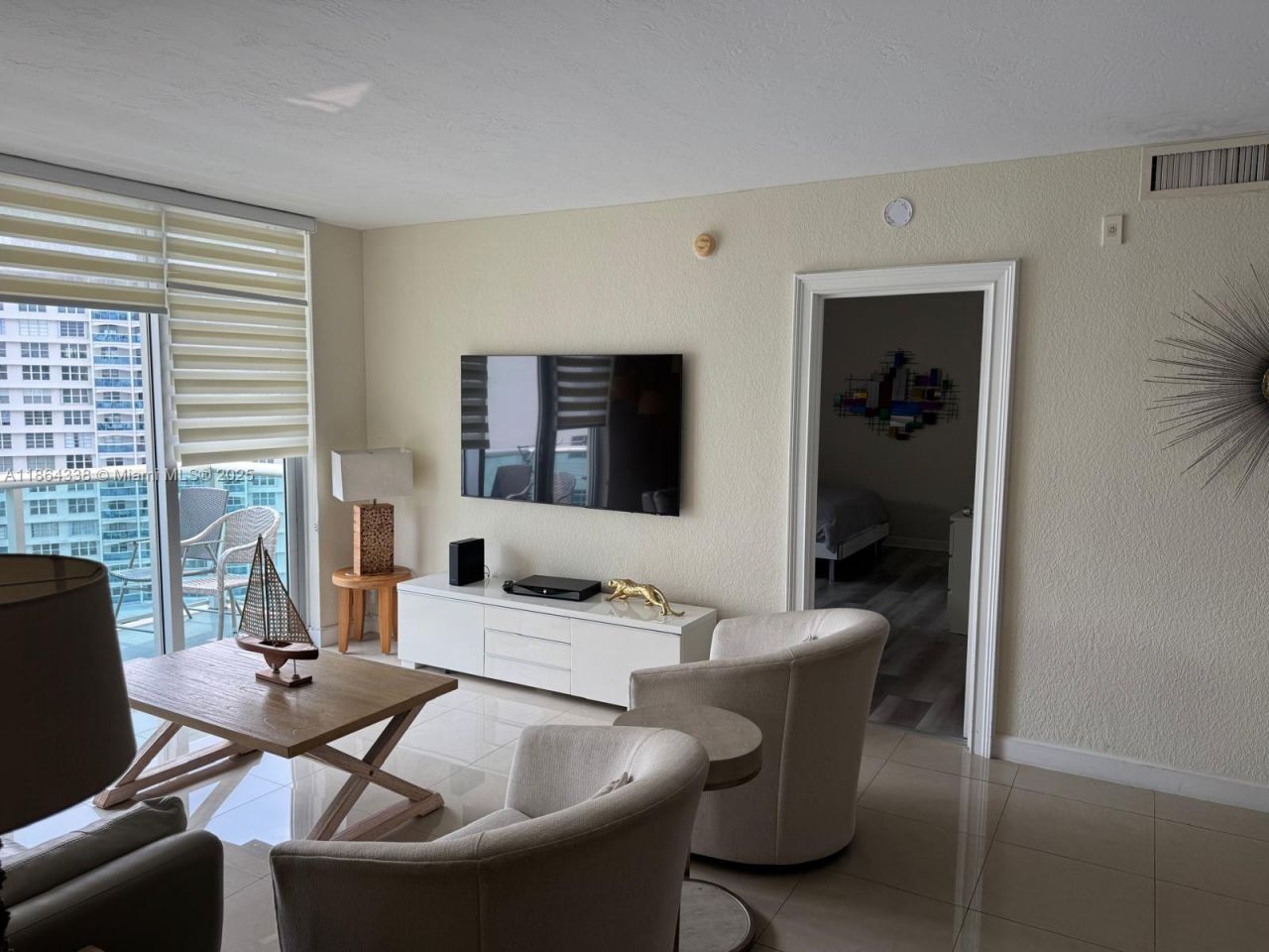 3801 S Ocean Dr, Unit 14V, Hollywood, FL 33019 Photo