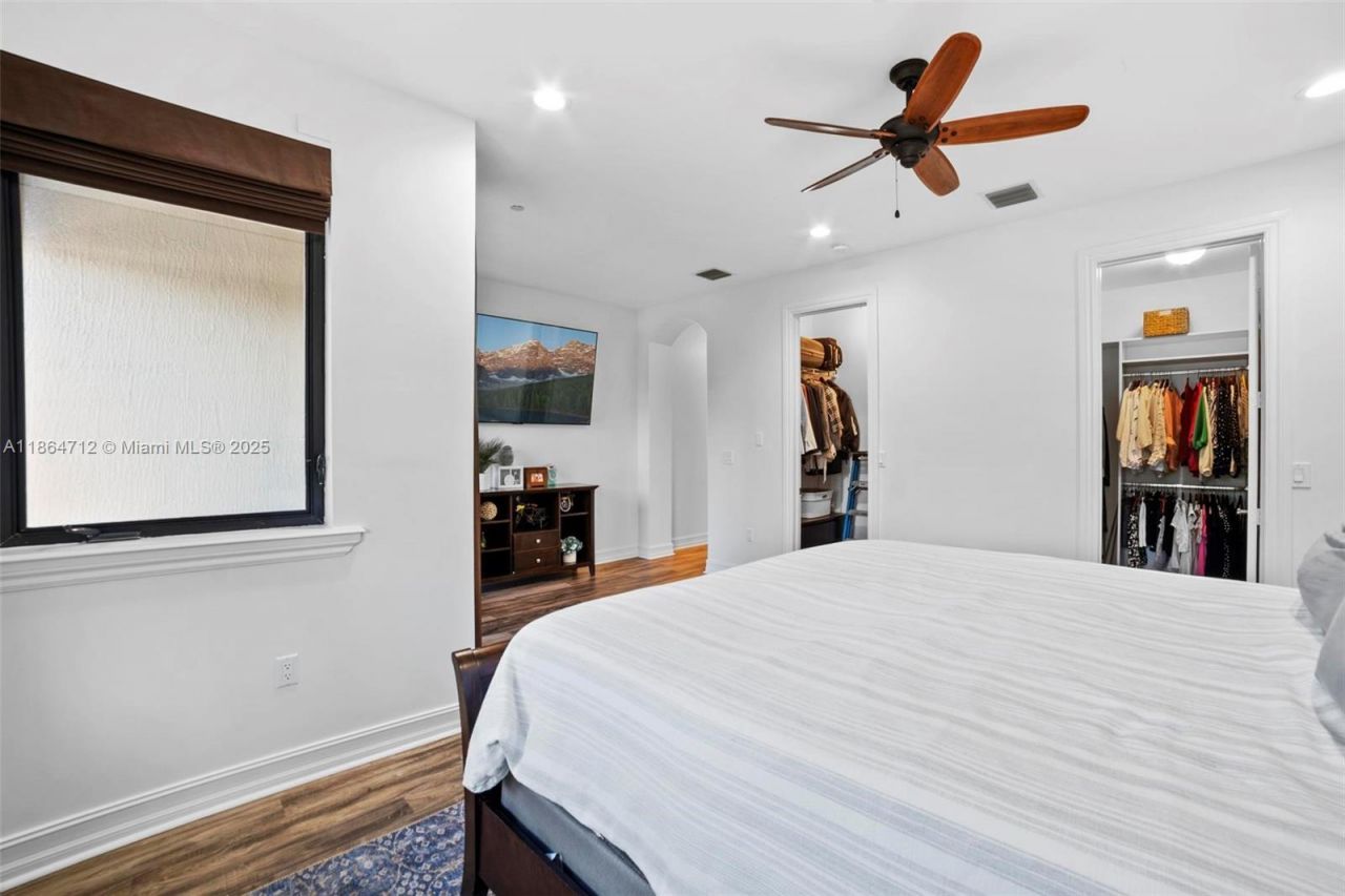 542 NE 17th Ave, Unit 542, Fort Lauderdale, FL 33301 Photo