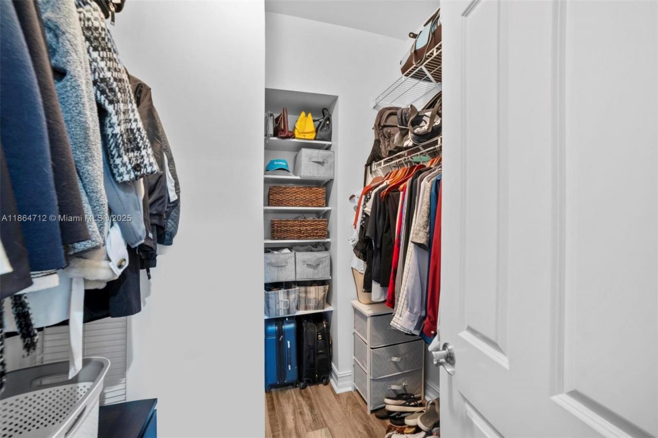 542 NE 17th Ave, Unit 542, Fort Lauderdale, FL 33301 Photo