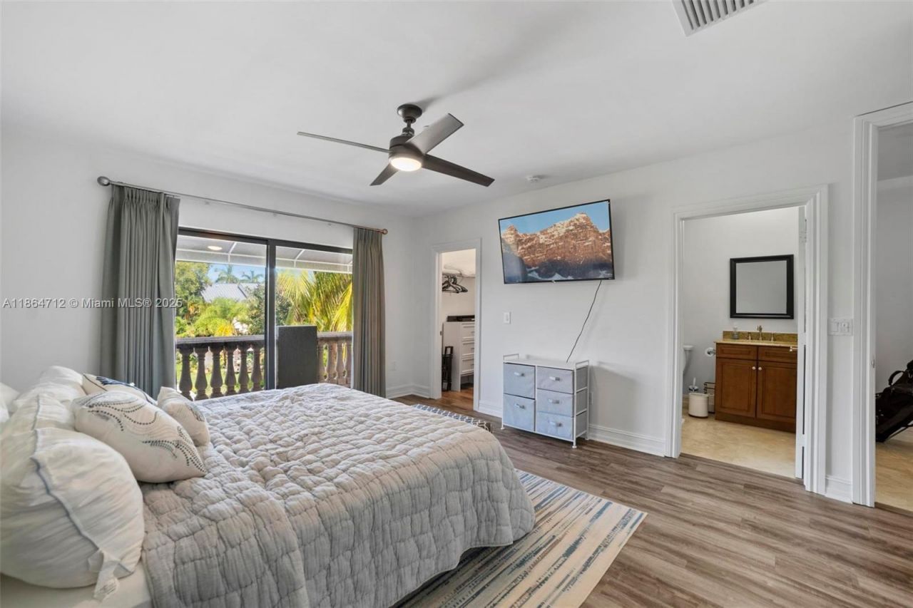 542 NE 17th Ave, Unit 542, Fort Lauderdale, FL 33301 Photo