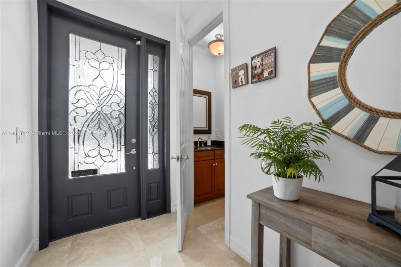 542 NE 17th Ave, Unit 542, Fort Lauderdale, FL 33301 Photo