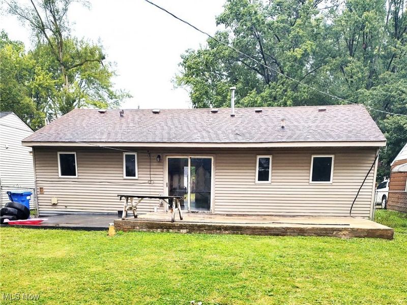 14315 Viola Avenue, Cleveland, OH 44111 Photo 3