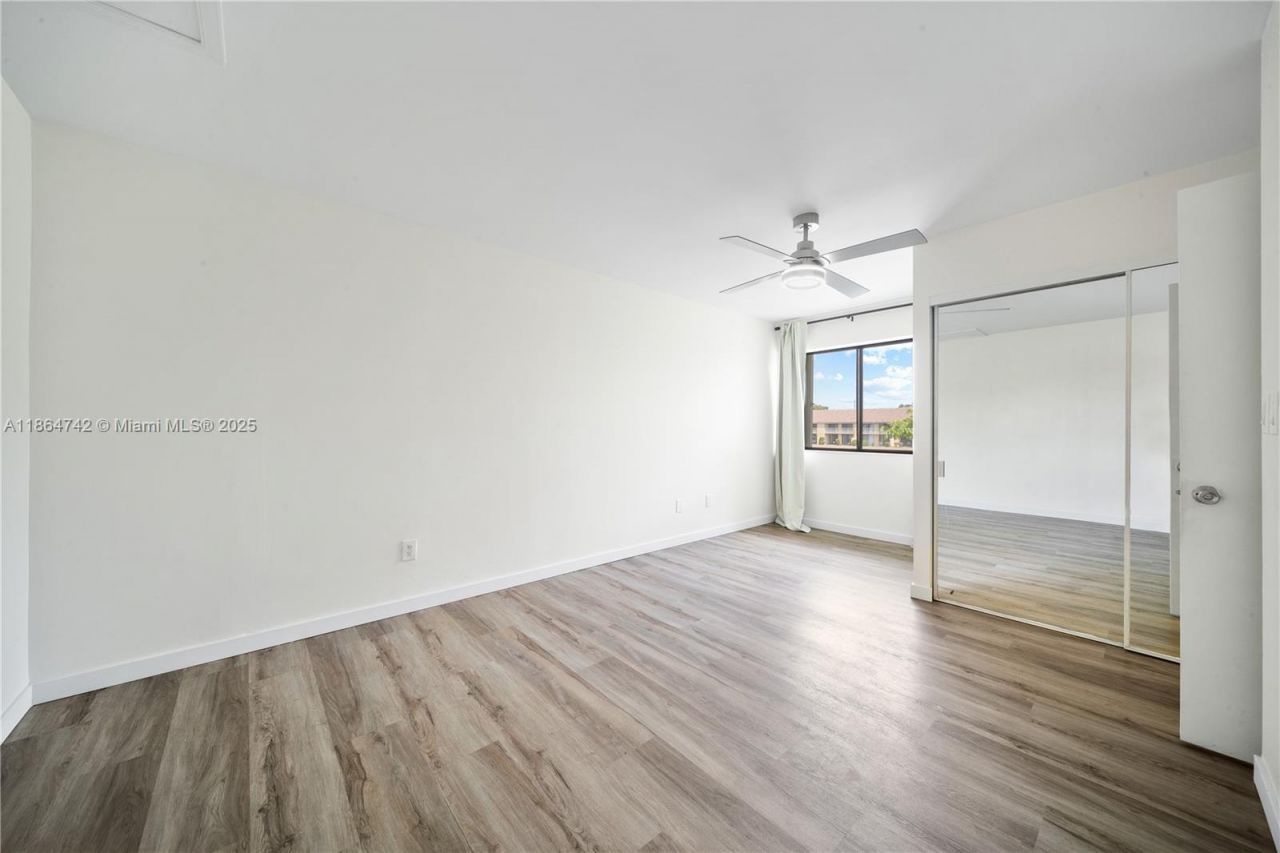 485 NW 210th St, Unit 206, Miami Gardens, FL 33169 Photo