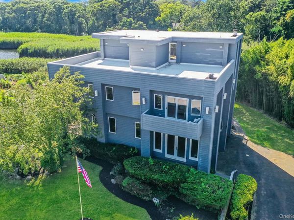 36 Roosevelt Boulevard, East Patchogue, NY 11772