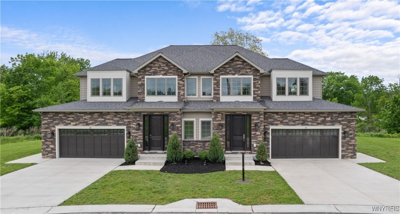 10 Bentley Drive, Orchard Park, NY 14127 Main Photo