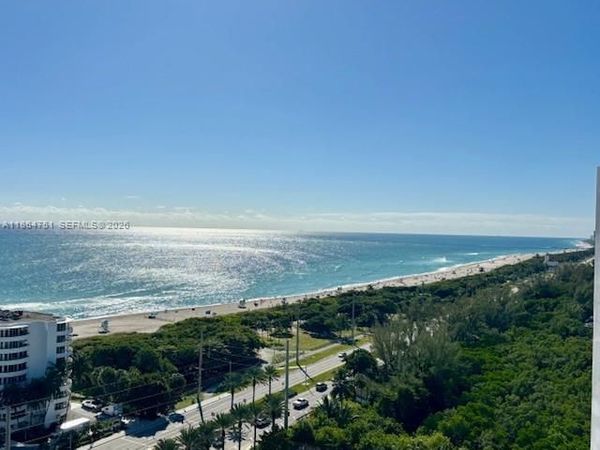 100 Bayview Dr, Unit 1906, Sunny Isles Beach, FL 33160