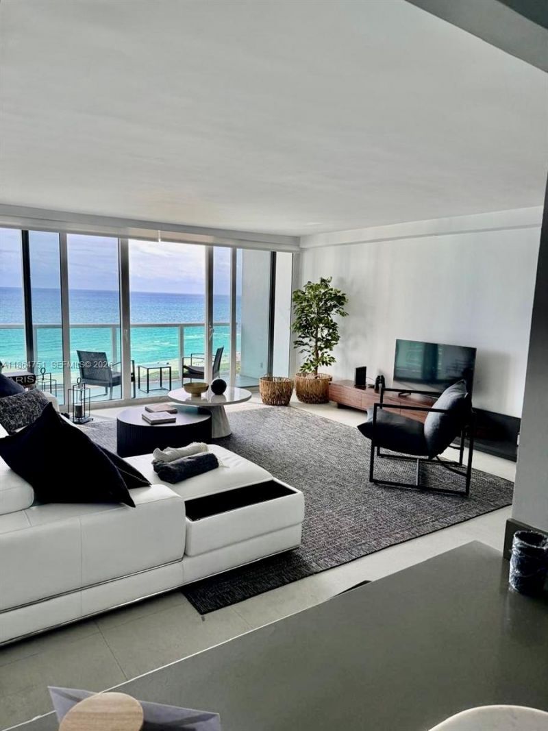 100 Bayview Dr, Unit 1906, Sunny Isles Beach, FL 33160 Photo