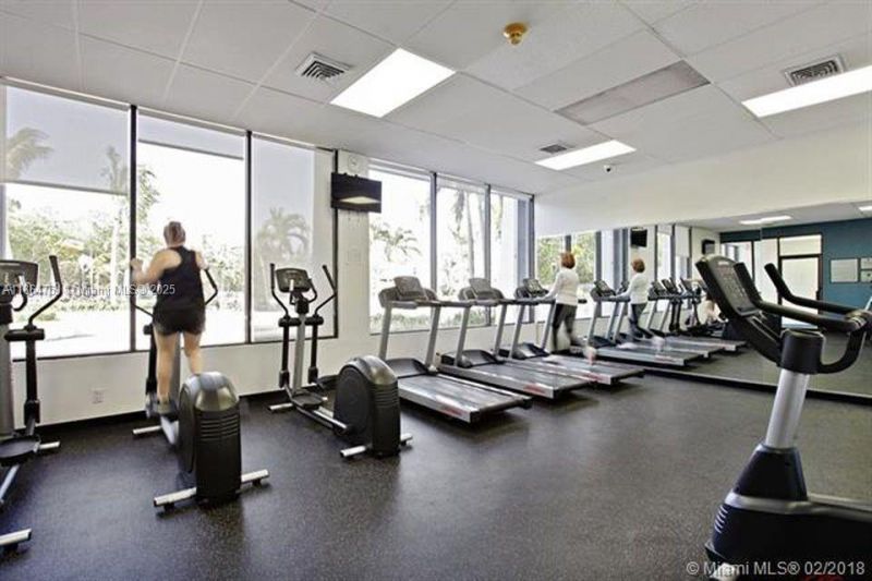 100 Bayview Dr, Unit 1906, Sunny Isles Beach, FL 33160 Photo