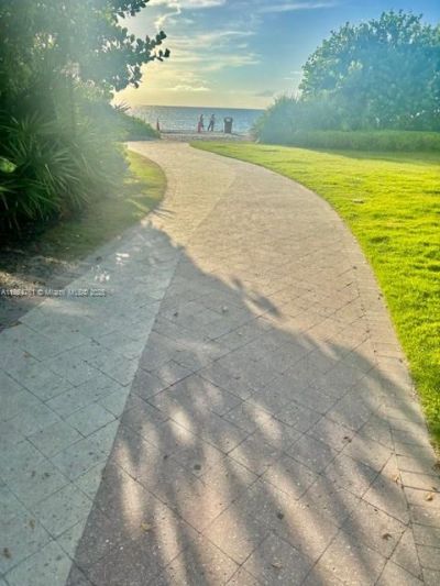 100 Bayview Dr, Unit 1906, Sunny Isles Beach, FL 33160 Photo