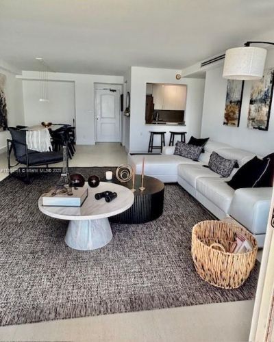 100 Bayview Dr, Unit 1906, Sunny Isles Beach, FL 33160 Photo