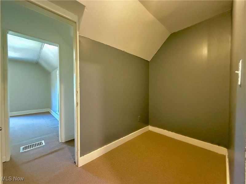 387 4th Street NW, Barberton, OH 44203 Photo 15