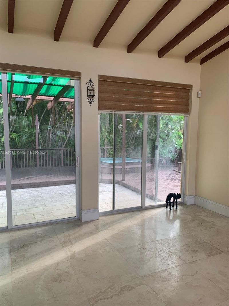 310 191st Ter, Sunny Isles Beach, FL 33160 Photo