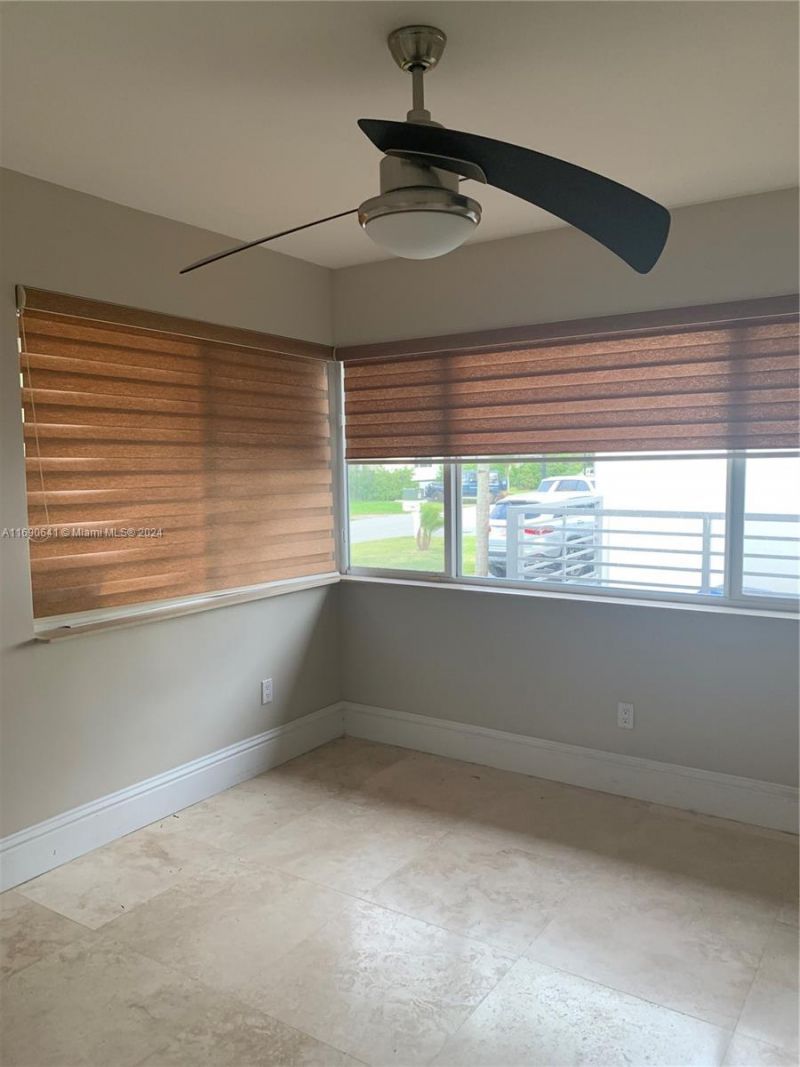 310 191st Ter, Sunny Isles Beach, FL 33160 Photo