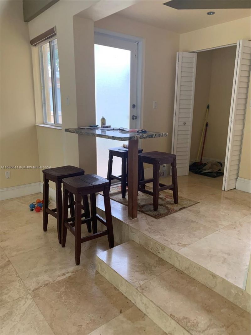 310 191st Ter, Sunny Isles Beach, FL 33160 Photo