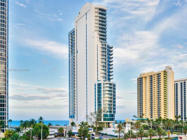 17475 Collins Ave, Unit 1703, Sunny Isles Beach, FL 33160