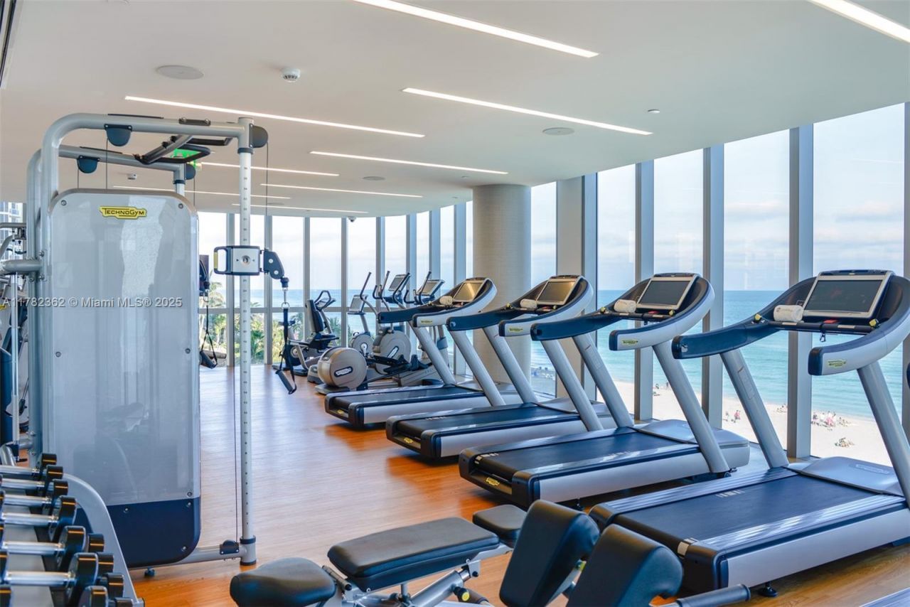 17475 Collins Ave, Unit 1703, Sunny Isles Beach, FL 33160 Photo