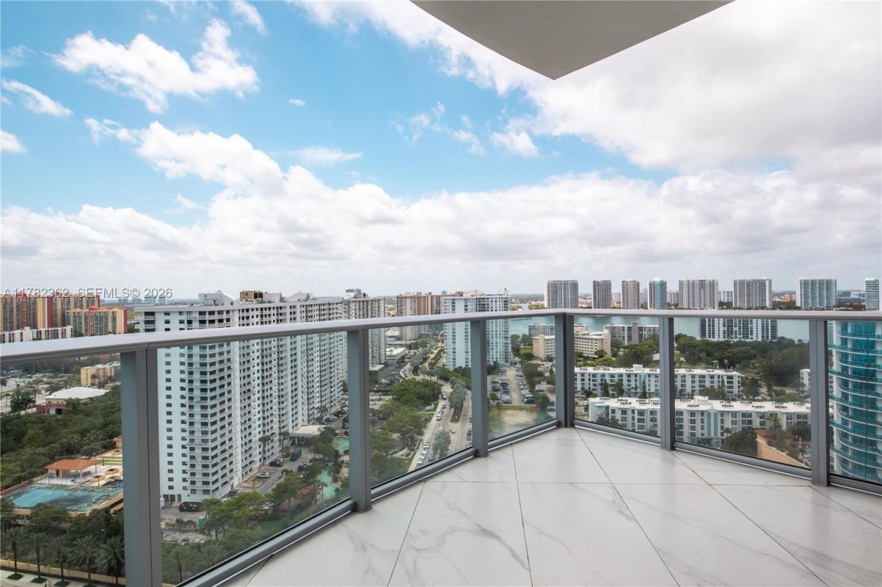 17475 Collins Ave, Unit 1703, Sunny Isles Beach, FL 33160 Photo