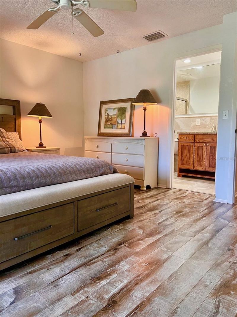 984 Sunridge Drive, Unit J3, Sarasota, FL 34234 Photo