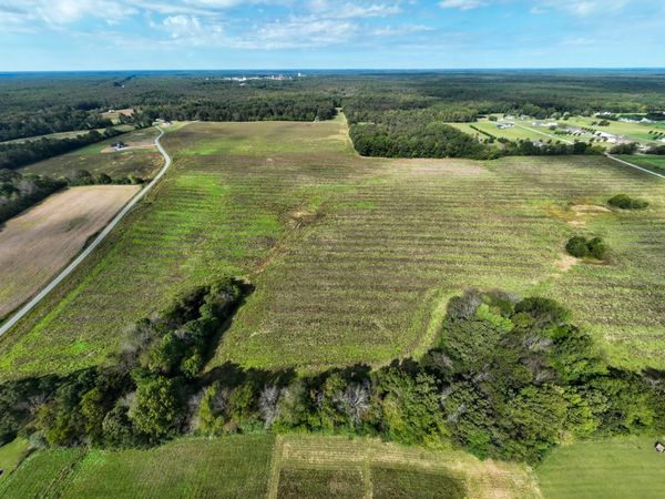 1 Clarence Finney Rd, Hillsboro, TN 37342