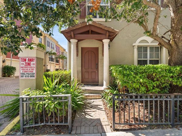 601 S Federal Highway, Unit 34, Lake Worth Beach, FL 33460