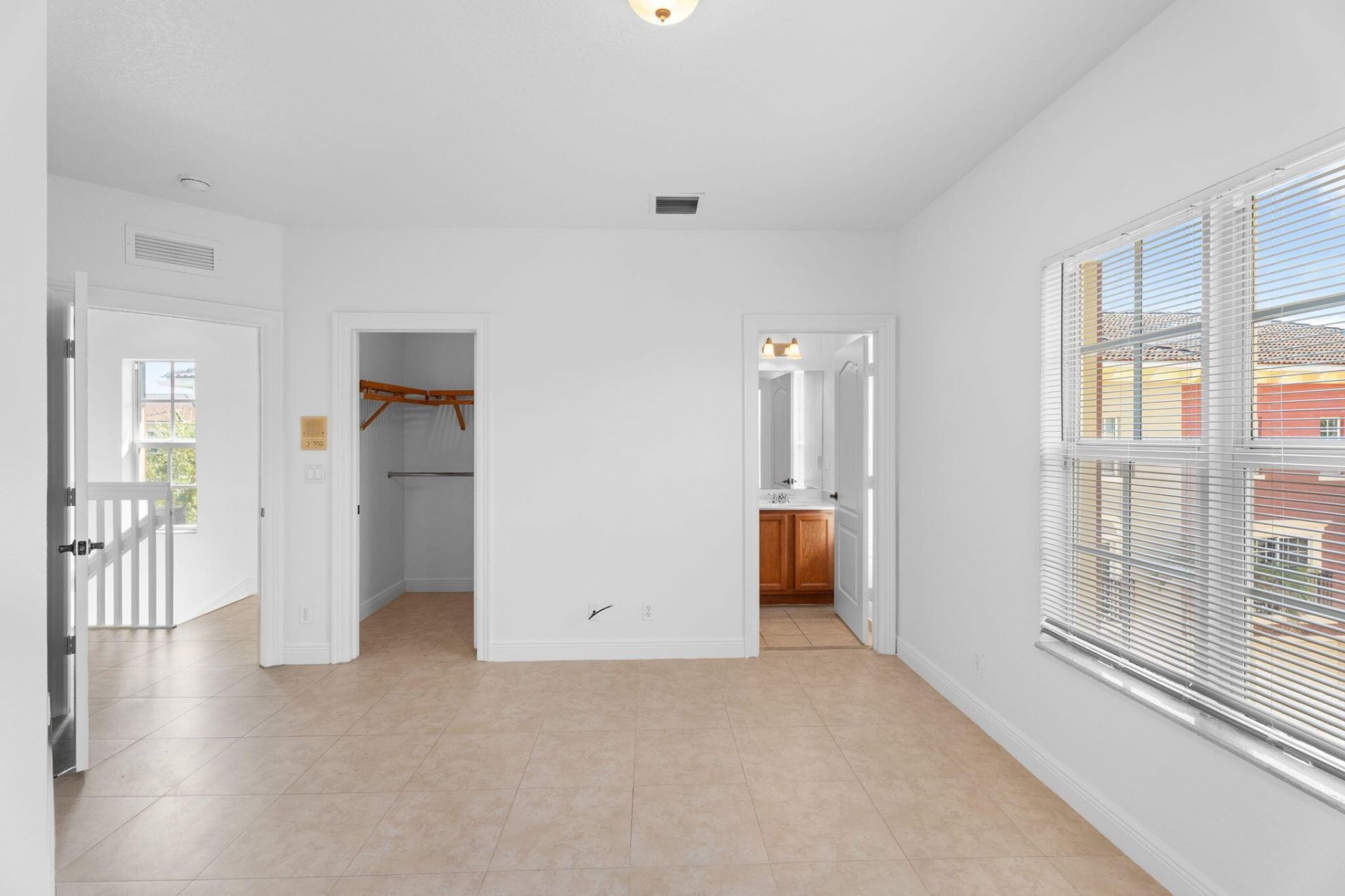 601 S Federal Highway, Unit 34, Lake Worth Beach, FL 33460 Photo