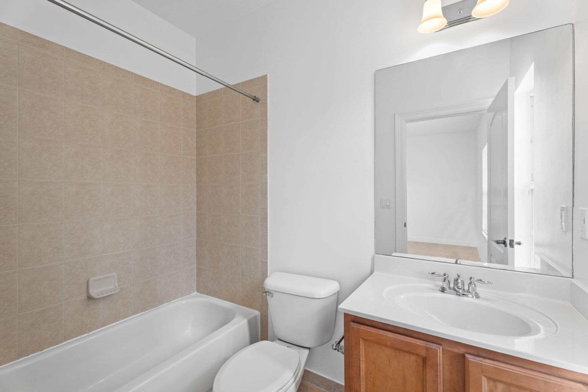 601 S Federal Highway, Unit 34, Lake Worth Beach, FL 33460 Photo