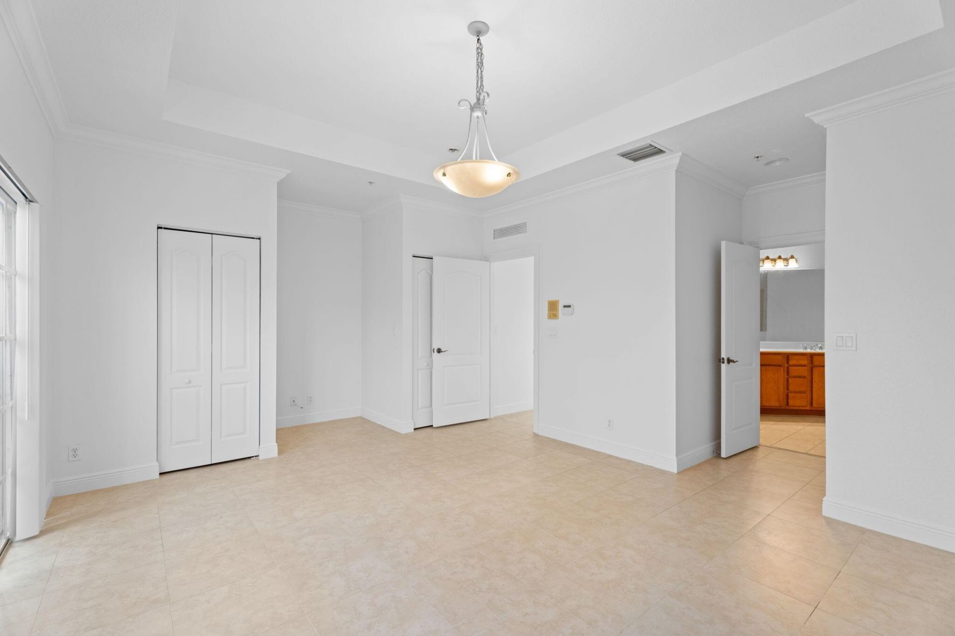 601 S Federal Highway, Unit 34, Lake Worth Beach, FL 33460 Photo