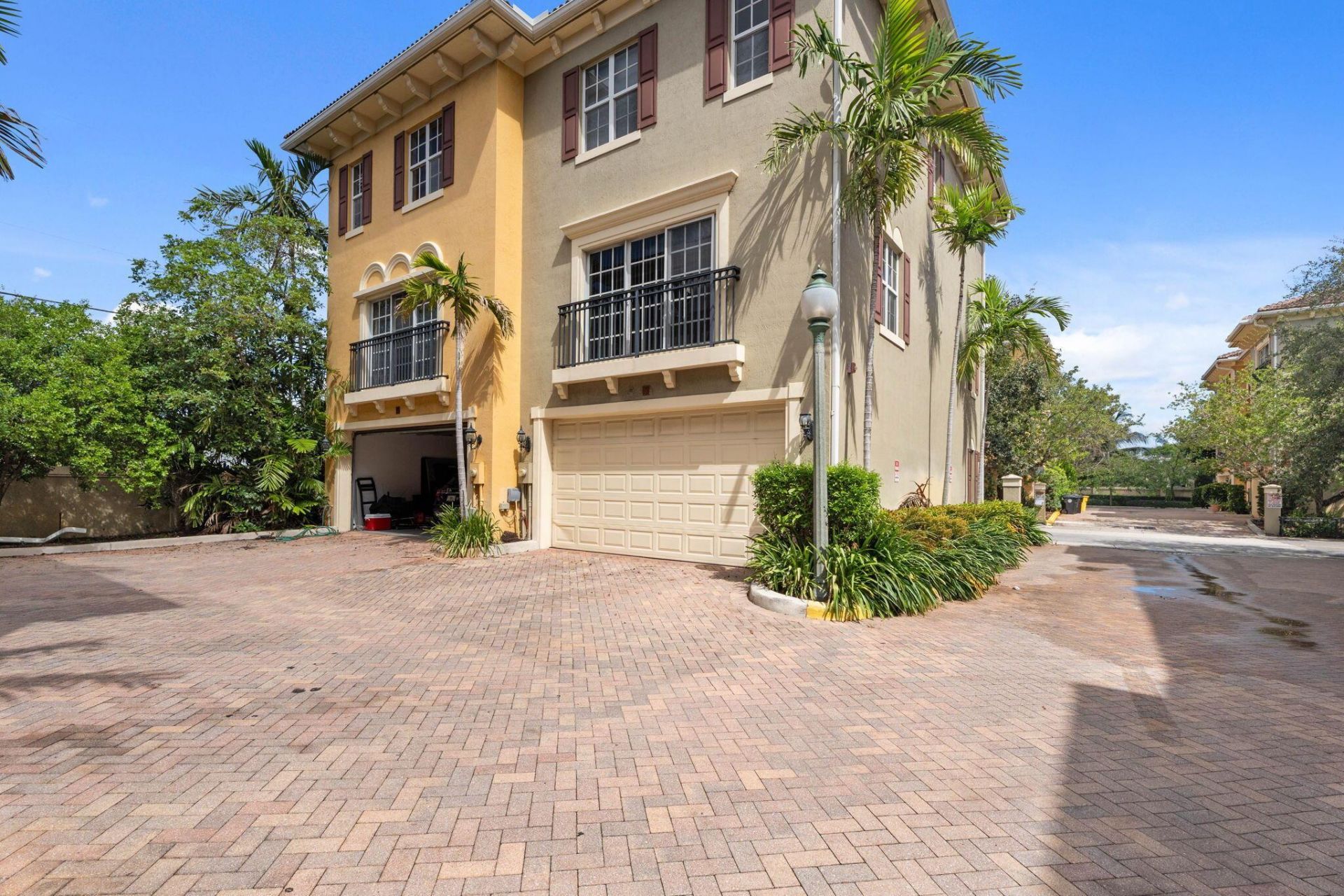 601 S Federal Highway, Unit 34, Lake Worth Beach, FL 33460 Photo