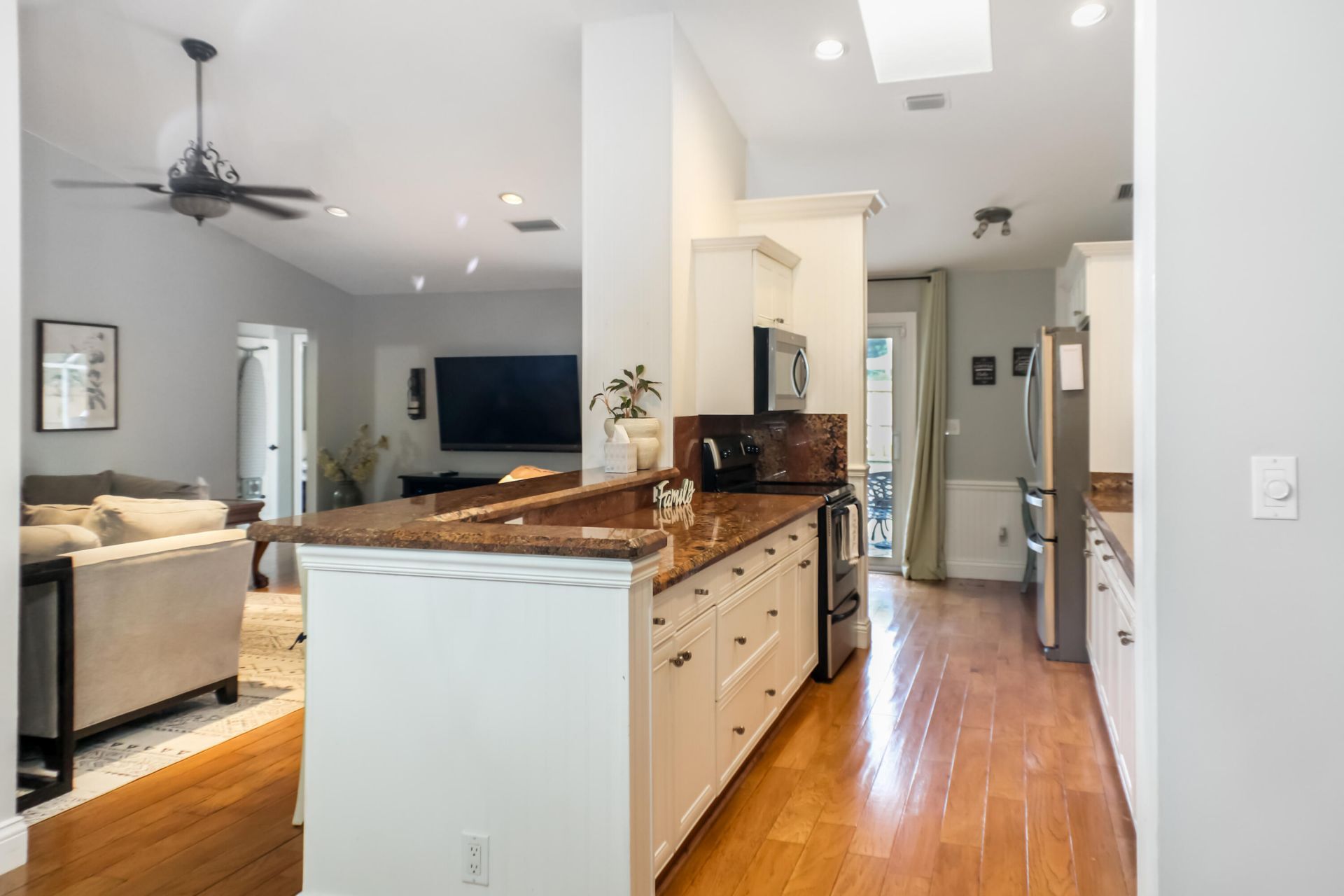 874 Blueberry Drive, Wellington, FL 33414 Photo