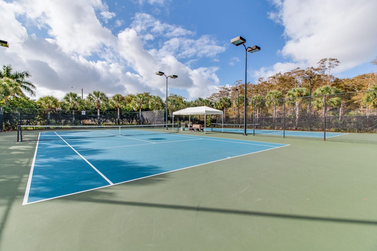 9885 Woodworth Court, Wellington, FL 33414 Photo