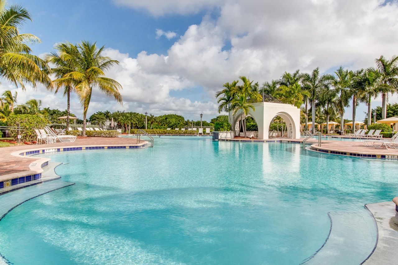 9885 Woodworth Court, Wellington, FL 33414 Photo