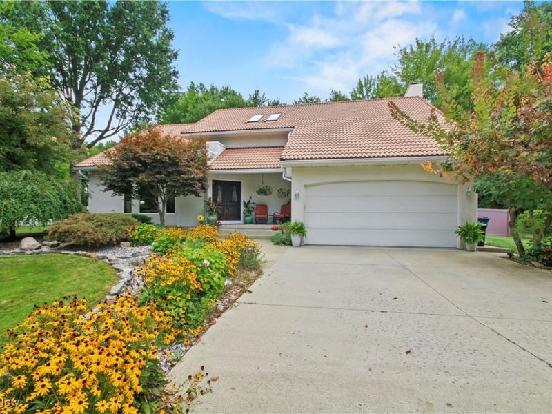 391 Centennial Drive, Vienna, OH 44473 Photo 1