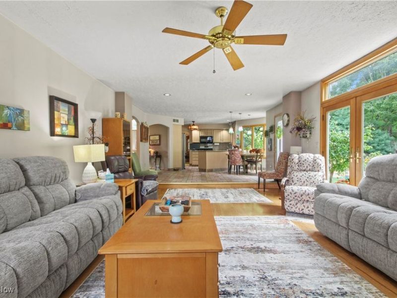 391 Centennial Drive, Vienna, OH 44473 Photo 14